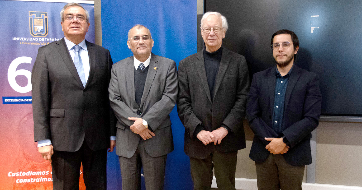 Álvaro Rojas, José Joaquín Brunner, Emilio Rodríguez y Julio Labraña